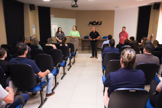 Capacitação sobre pregão eletrônico reúne fornecedores na Aciu