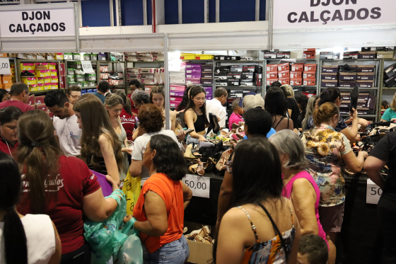 Mega Outlet Umuarama começa nesta quinta-feira (24)