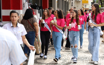 Marcha Rosa - Pelo Amor à Vida