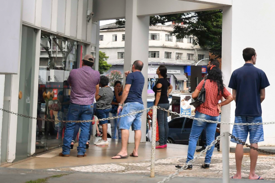 Agências bancárias manifestam disposição de cumprir medidas com rigor