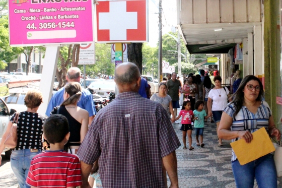 Lojas do comércio de Umuarama ficam abertas sábado das 9h às 17h