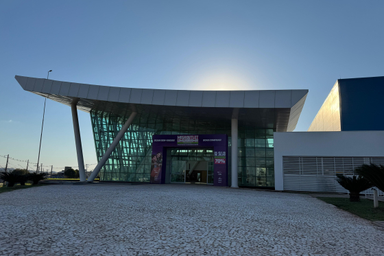 Mega Outlet será aberto ao público hoje às 18h30