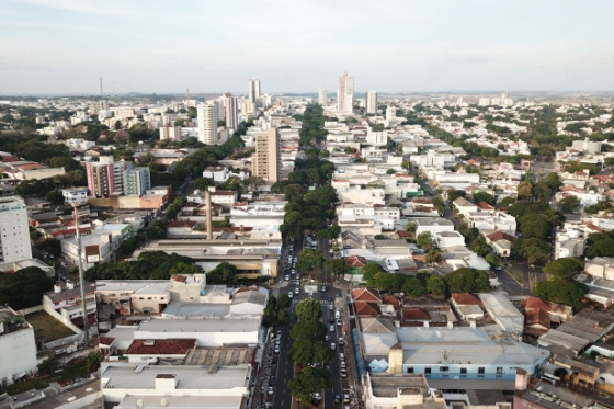 Preventivamente, comércio de Umuarama fecha por sete dias