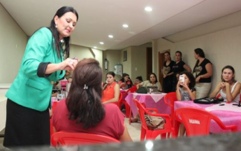 Curso de Automaquiagem Mary Kay
