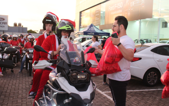 Desfile Papais Noéis Motociclistas