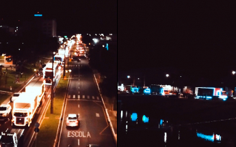 Natal de Luz - Desfile de Caminhões da Indústria